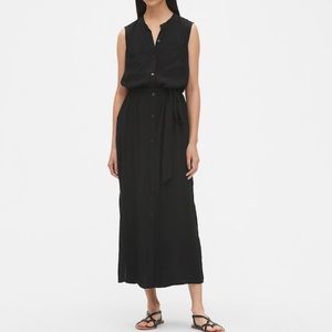 NWT Perfect Tie-Waist Maxi Shirtdress (Black)